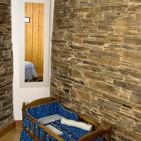 2 Bedrooms House With Wifi At * Arganil