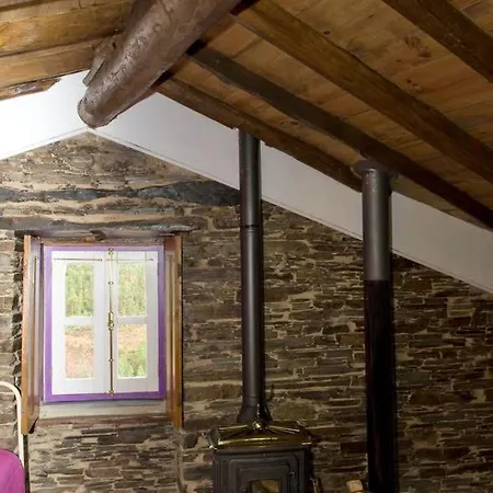 2 Bedrooms House With Wifi At